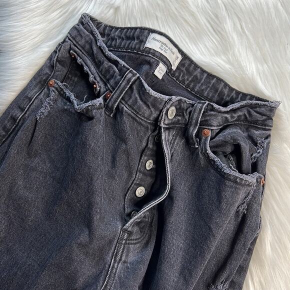 Abercrombie Black The Dad Curve Love High Rise Jeans - Picture 8 of 9